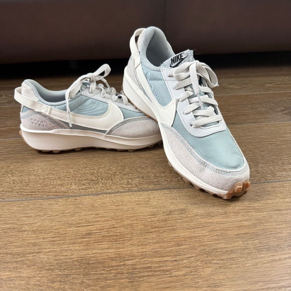 Nike Shoes - Nike Women's Waffle Debut Retro Sneaker Light Pumice Sail Sz 8.5 DH9523-006 NWOB